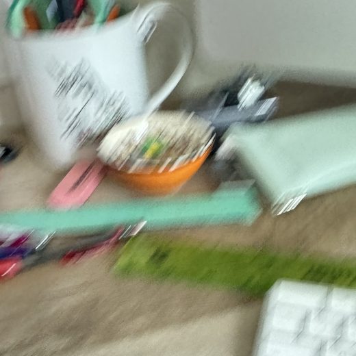 visual: desktop out of focus.